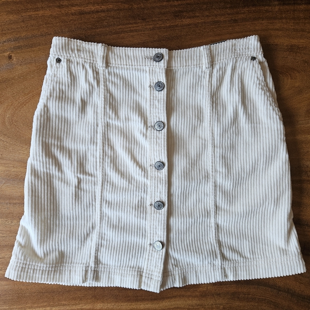 NWT Abercrombie & Fitch Cream Corduroy Mini Skirt Women's Size S